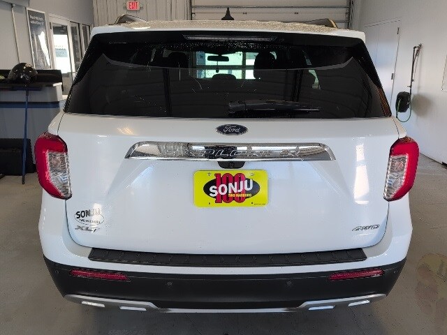 2023 Ford Explorer XLT photo 4