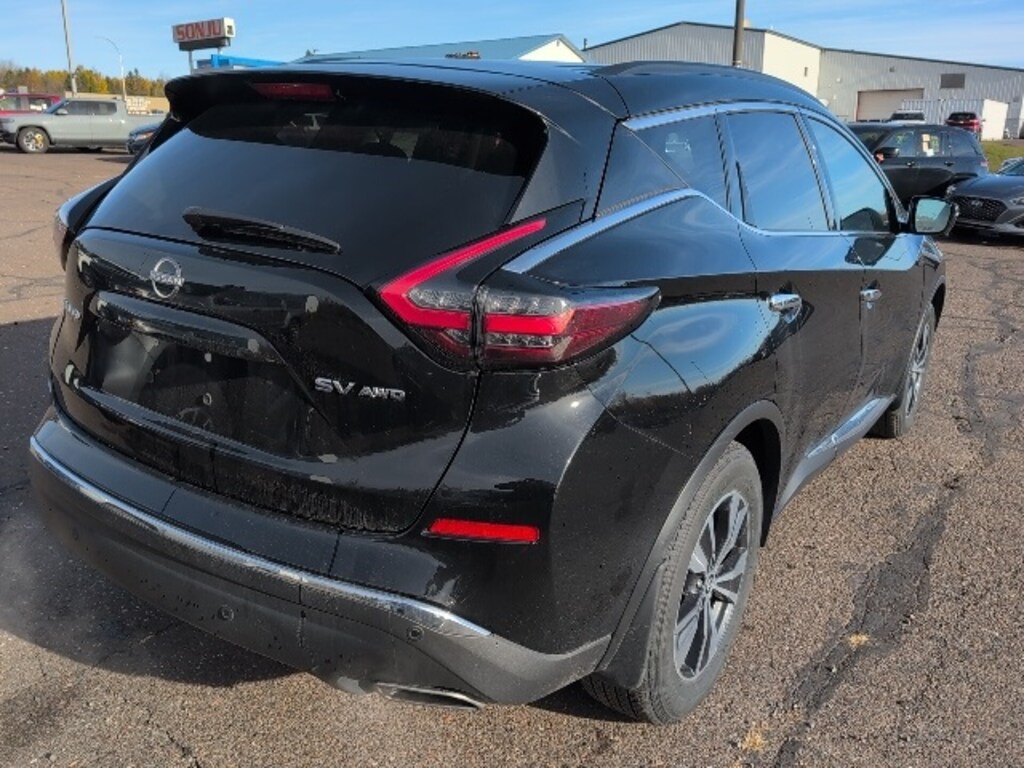 Used 2024 Nissan Murano SV SUV
