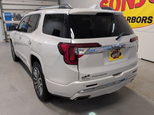 2021 Gmc Acadia Denali photo 2