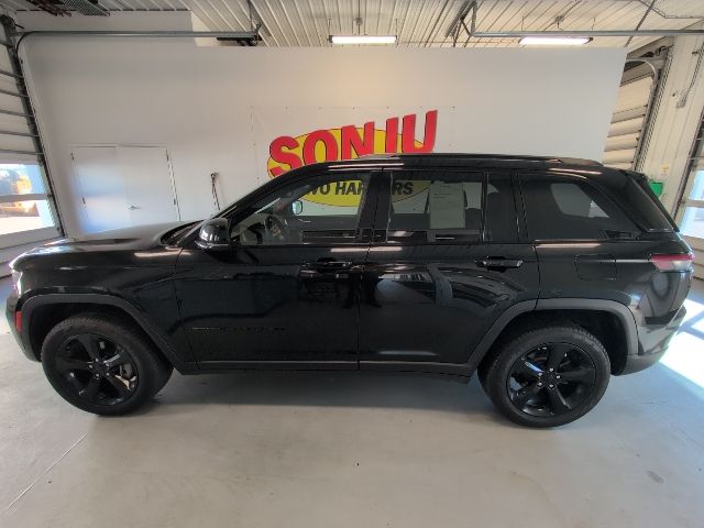 Certified 2023 Jeep Grand Cherokee Altitude with VIN 1C4RJHAG1PC556762 for sale in Two Harbors, Minnesota