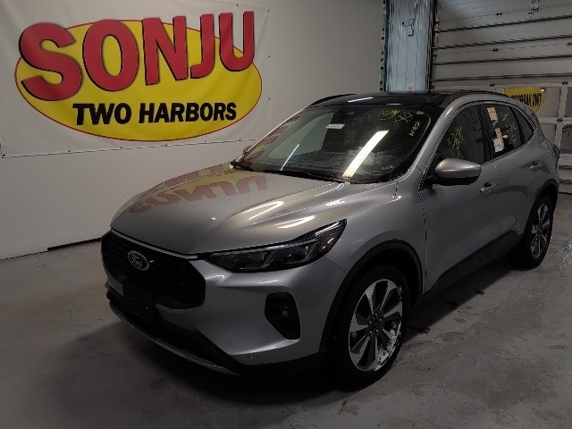 2024 Ford Escape Platinum's photo