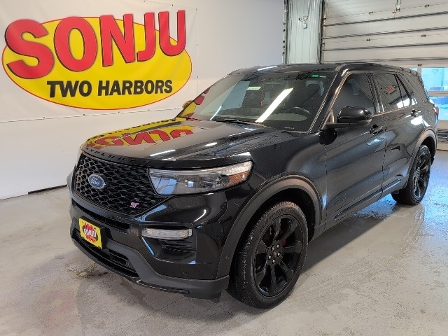 2021 Ford Explorer ST's photo