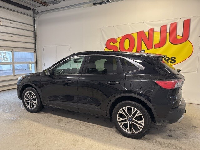 Used 2020 Ford Escape SEL with VIN 1FMCU9H96LUA17094 for sale in Two Harbors, Minnesota