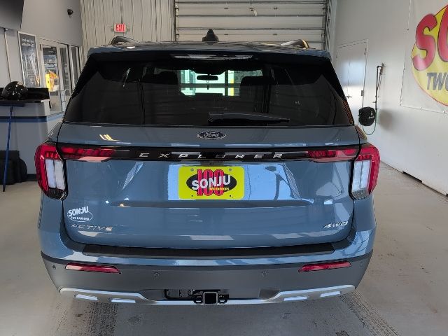 2026 Ford Explorer photo 3