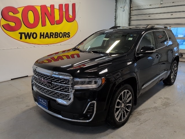 2021 GMC Acadia Denali's photo