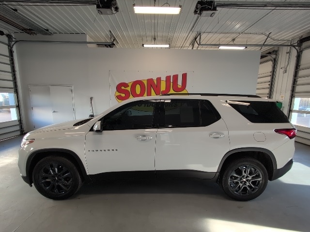 Used 2021 Chevrolet Traverse RS with VIN 1GNEVJKW1MJ241586 for sale in Two Harbors, Minnesota