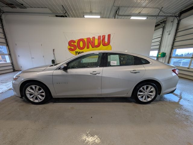 Certified 2022 Chevrolet Malibu LT with VIN 1G1ZD5ST9NF171939 for sale in Two Harbors, Minnesota