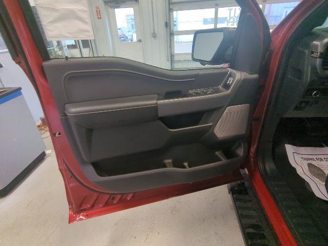 2025 Ford F-150 XLT - Photo 14