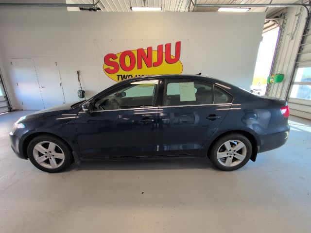 Used 2013 Volkswagen Jetta TDI with VIN 3VWLL7AJ1DM365887 for sale in Two Harbors, Minnesota