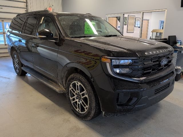 2026 Ford Expedition MAX photo 3