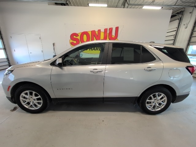 Certified 2022 Chevrolet Equinox LT with VIN 2GNAXUEV3N6150184 for sale in Two Harbors, Minnesota