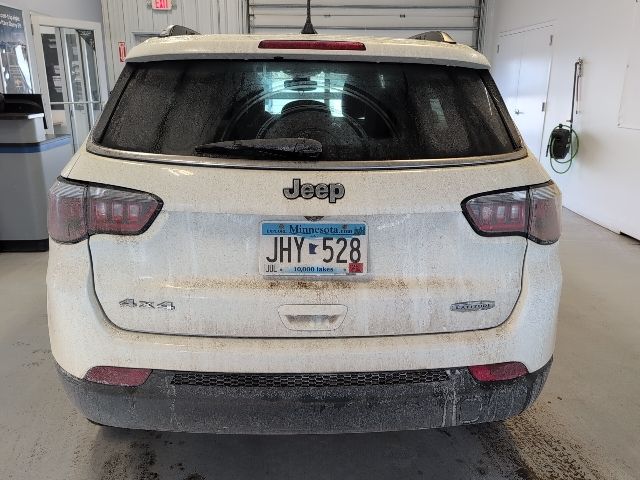 2020 Jeep Compass North Edition Latitude photo 3