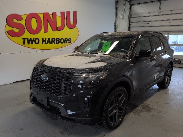 2026 Ford Explorer ST-LINE's photo