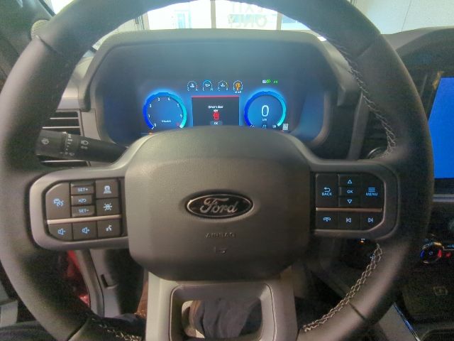 2025 Ford F-150 XLT - Photo 17