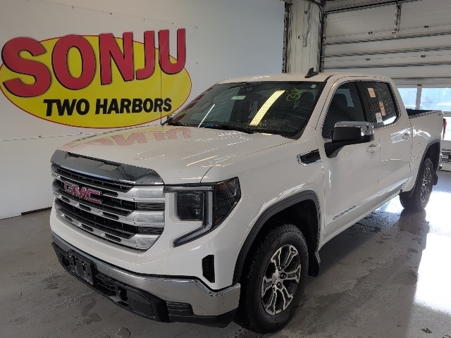 2023 GMC Sierra 1500 SLE's photo