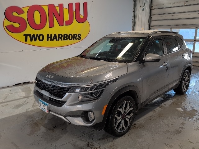 2023 Kia Seltos SX's photo