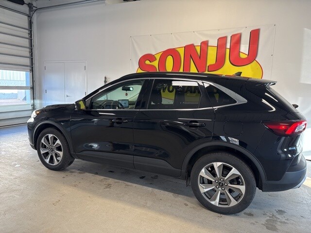 Used 2023 Ford Escape Platinum with VIN 1FMCU9JAXPUA27718 for sale in Two Harbors, Minnesota