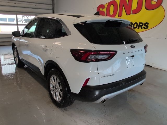 2024 Ford Escape Active photo 2