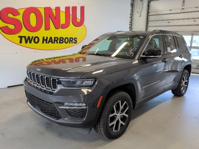 2024 Jeep Grand Cherokee's photo