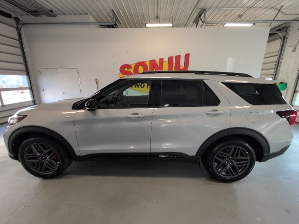 New 2026 Ford Explorer ST-Line SUV