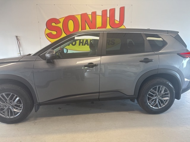 Used 2022 Nissan Rogue S with VIN 5N1AT3AB9NC677272 for sale in Two Harbors, Minnesota
