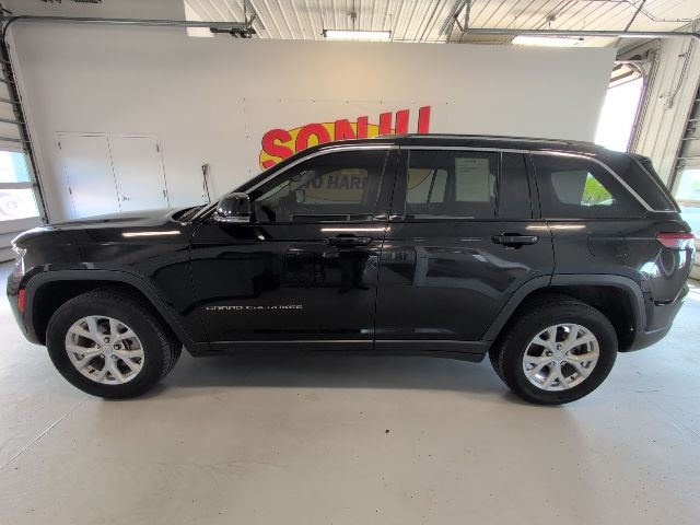 Certified 2023 Jeep Grand Cherokee Limited with VIN 1C4RJHBG6PC565004 for sale in Two Harbors, Minnesota
