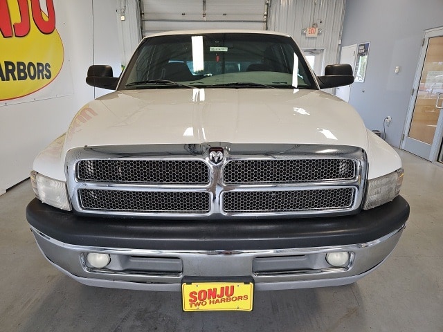 Used 2000 Dodge Ram Pickup ST with VIN 3B7KC2365YG106947 for sale in Two Harbors, Minnesota