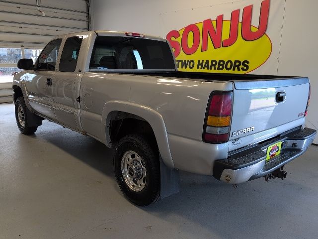 Used 2005 GMC Sierra 2500HD SLE with VIN 1GTHK29U95E266450 for sale in Two Harbors, Minnesota