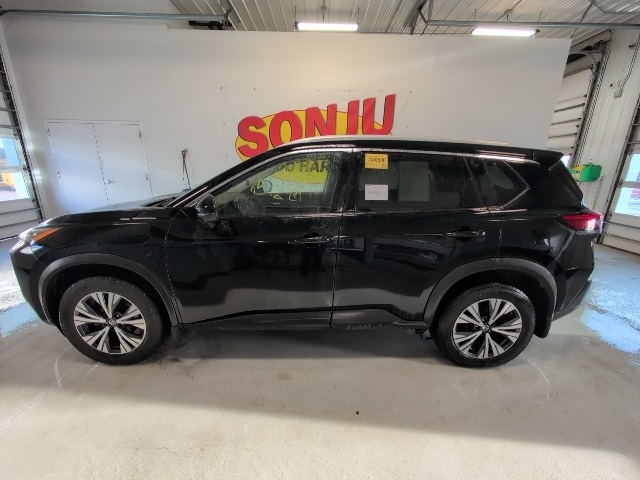 Used 2021 Nissan Rogue SV with VIN 5N1AT3BB1MC745965 for sale in Two Harbors, Minnesota