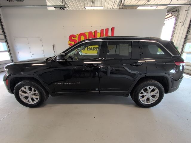 Certified 2023 Jeep Grand Cherokee Limited with VIN 1C4RJHBG8PC539536 for sale in Two Harbors, Minnesota