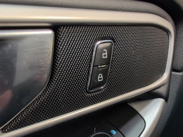 2023 Ford Explorer XLT - Photo 15