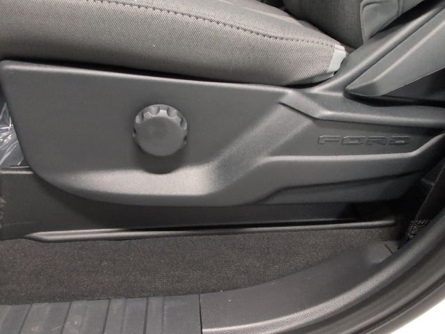 2026 Ford F-350 Super Duty XL - Photo 14