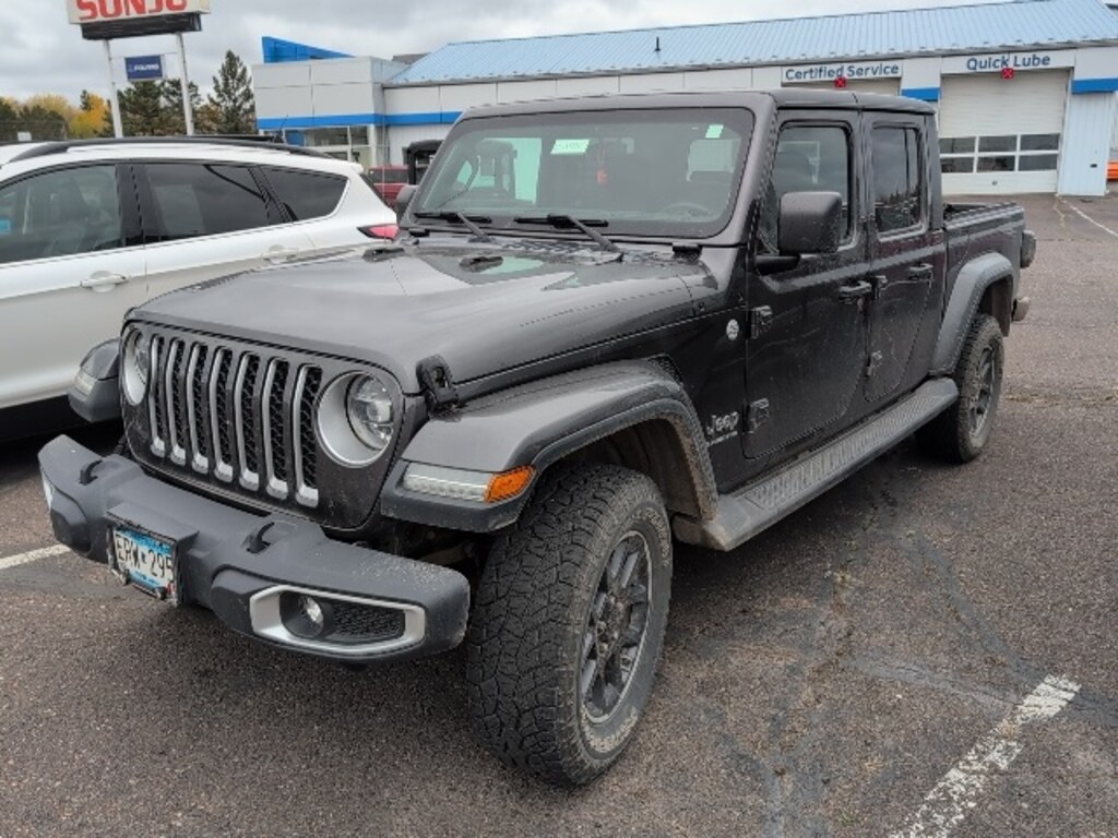Used 2020 Jeep Gladiator Overland Truck
