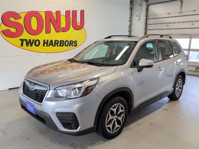 2019 Subaru Forester Premium's photo