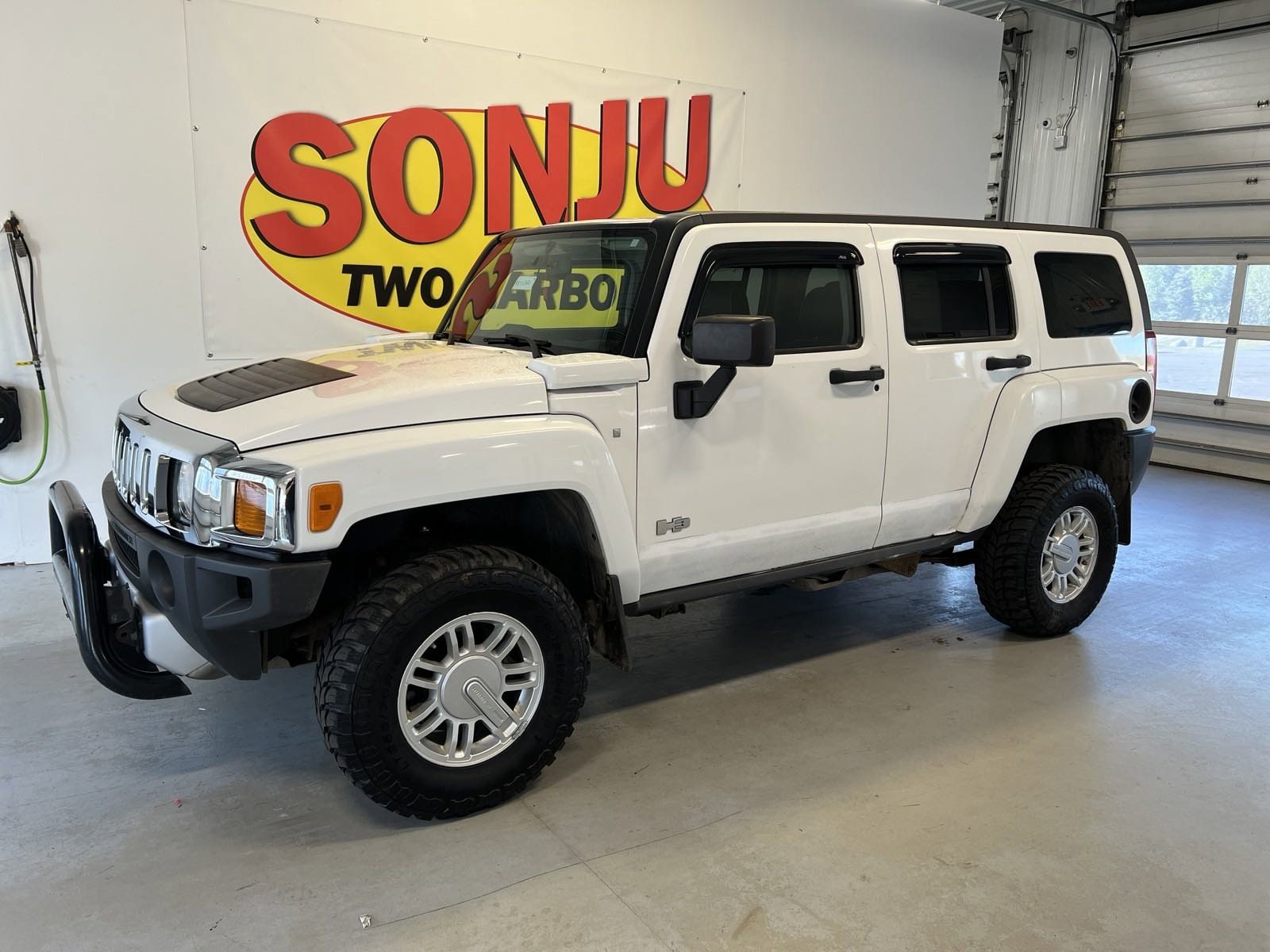 Used 2008 Hummer H3 H3 with VIN 5GTEN13E088111321 for sale in Two Harbors, MN