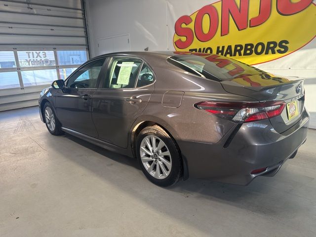 Used 2023 Toyota Camry SE with VIN 4T1G11AK4PU781735 for sale in Two Harbors, Minnesota