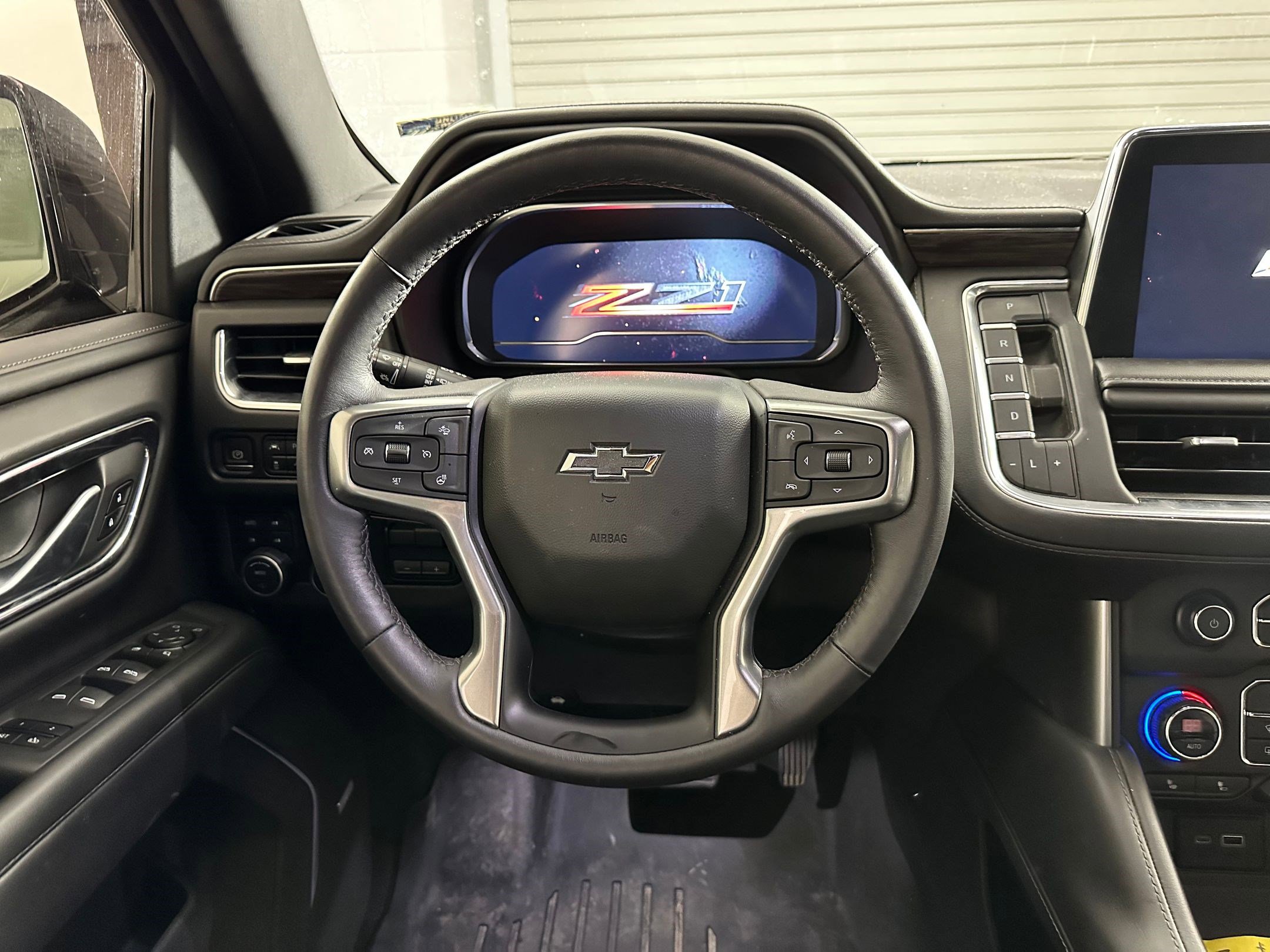 2022 Chevrolet Tahoe Z71 photo 3