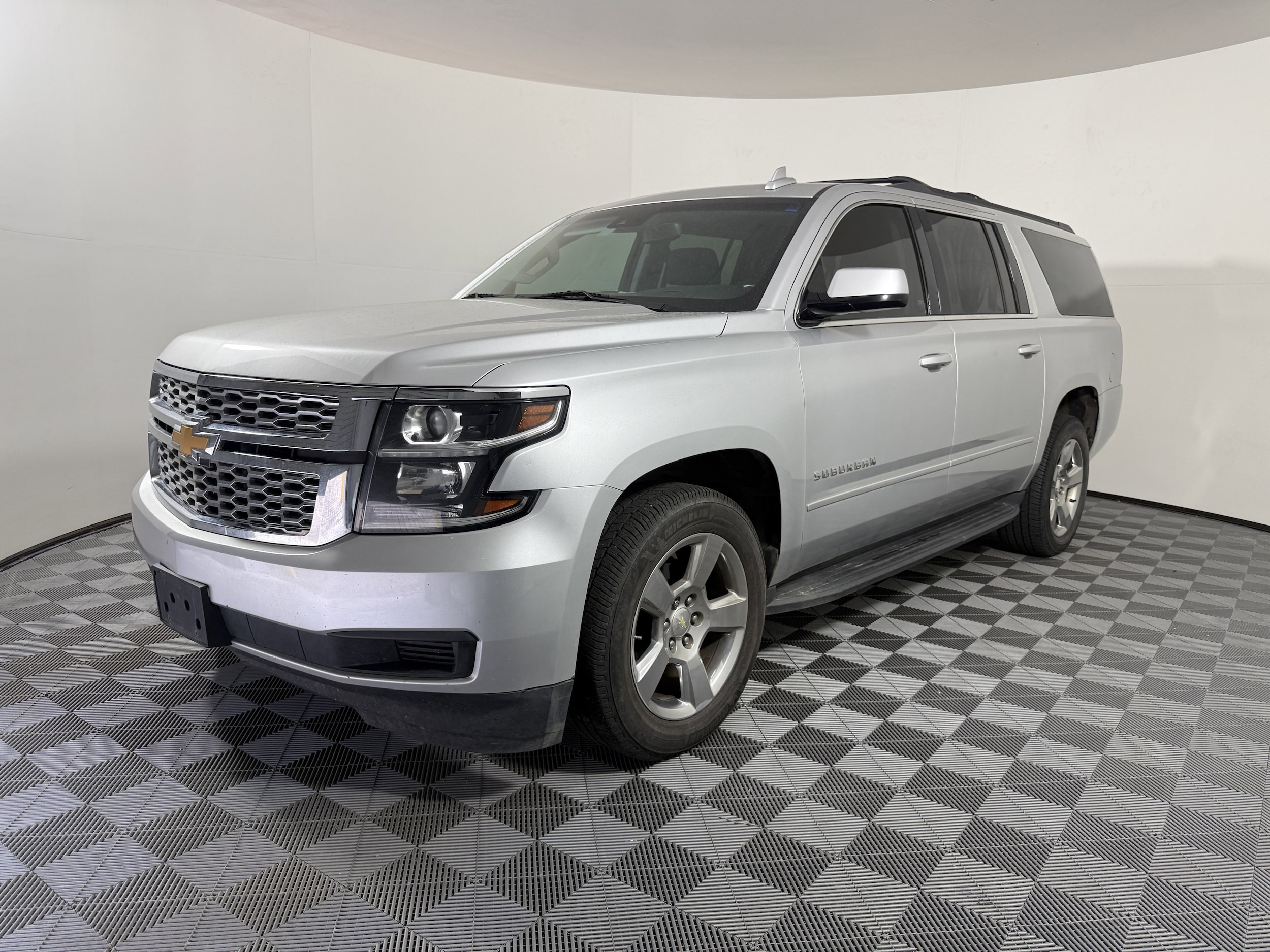 2018 Chevrolet Suburban LS