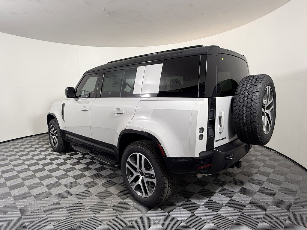 New 2026 Land Rover Defender 110 X-Dynamic SE SUV