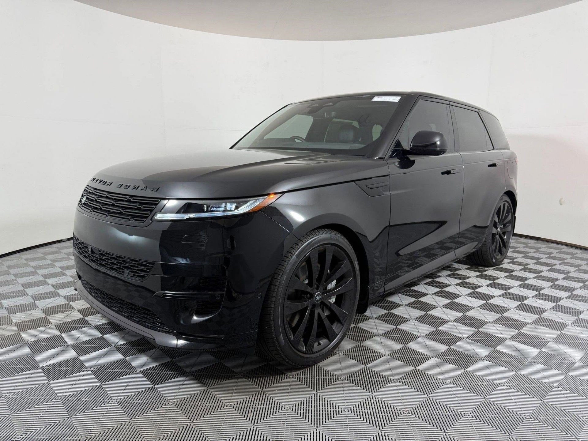 2025 Land Rover Range Rover Sport