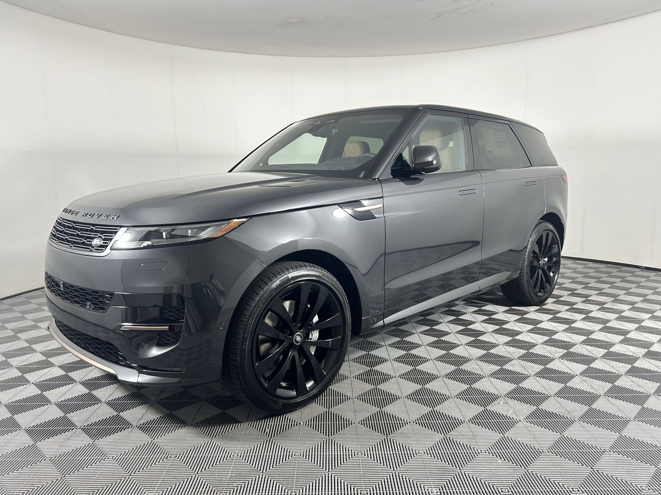 2025 Land Rover Range Rover Sport Dynamic SE's photo