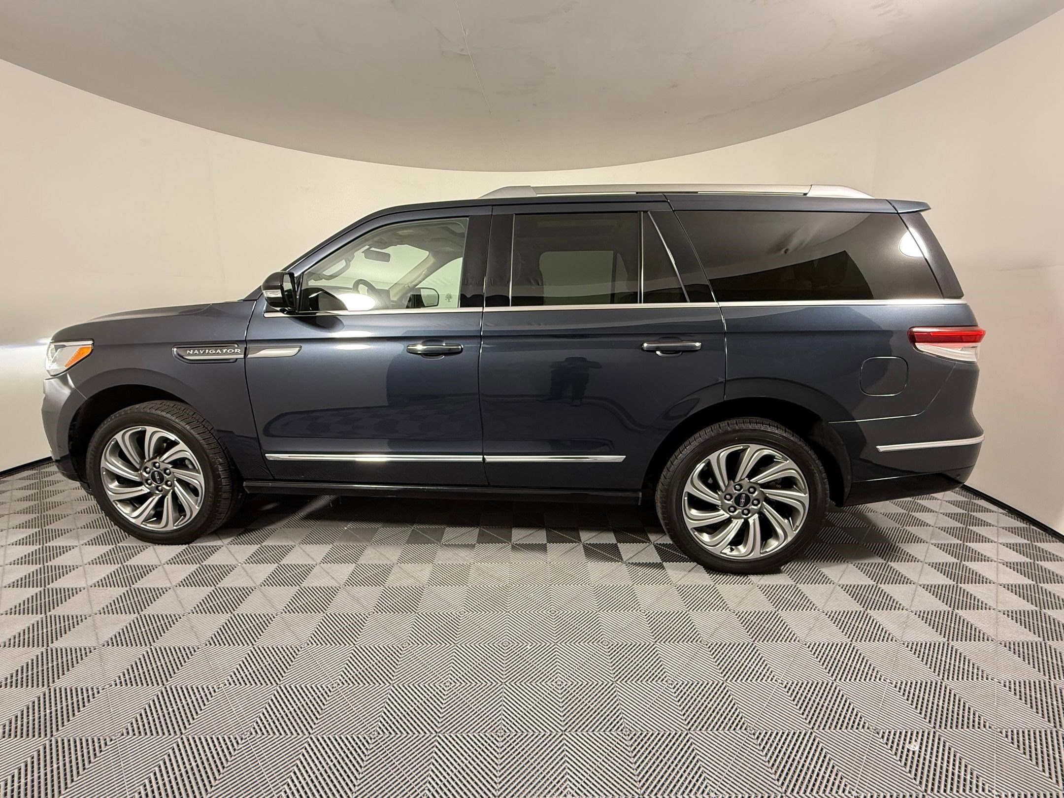 2022 Lincoln Navigator Reserve
