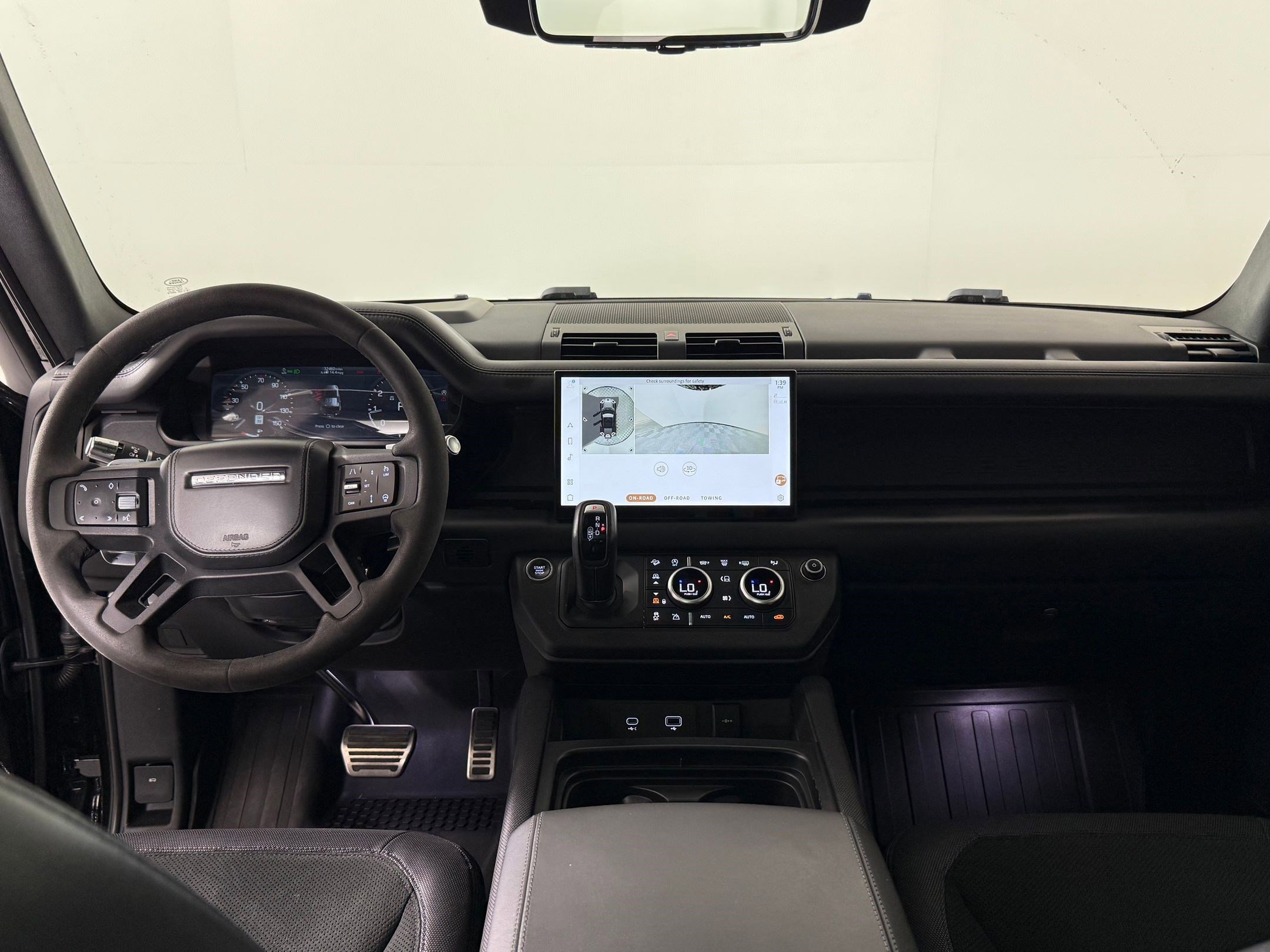 2022 Land Rover Defender V8 - Photo 25