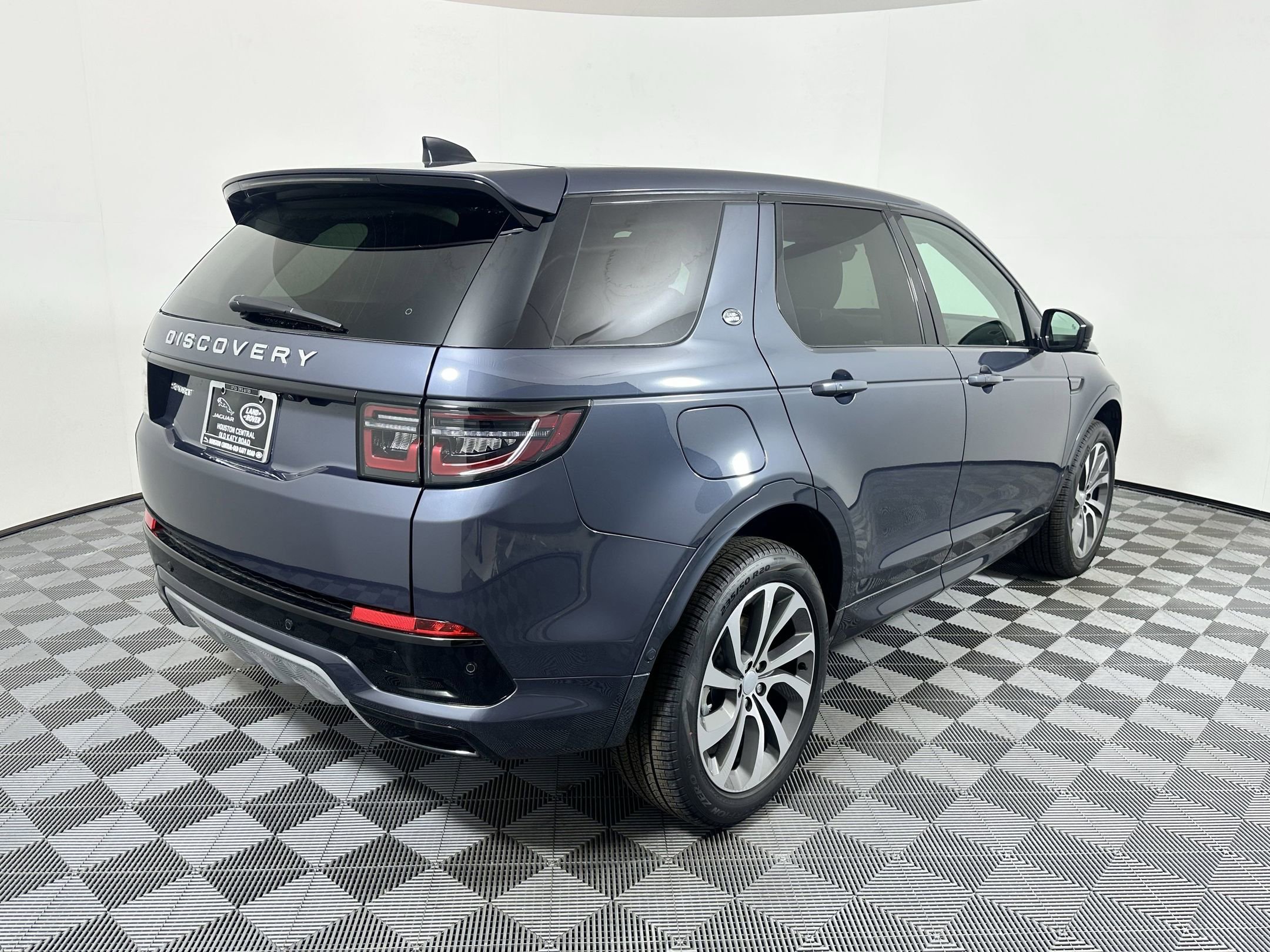 2025 Land Rover Discovery Sport S - Photo 8