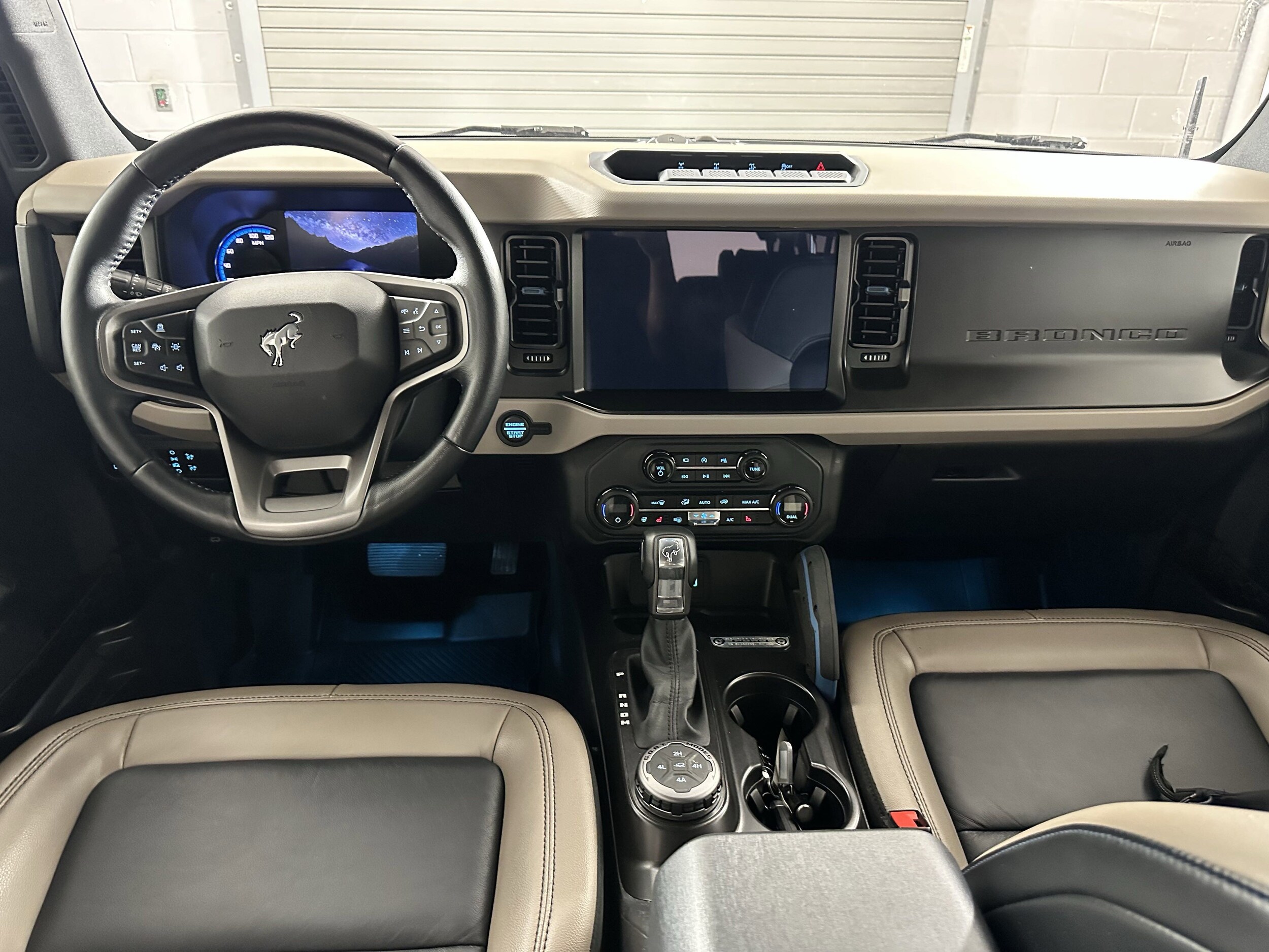 2023 Ford Bronco Wildtrak photo 4