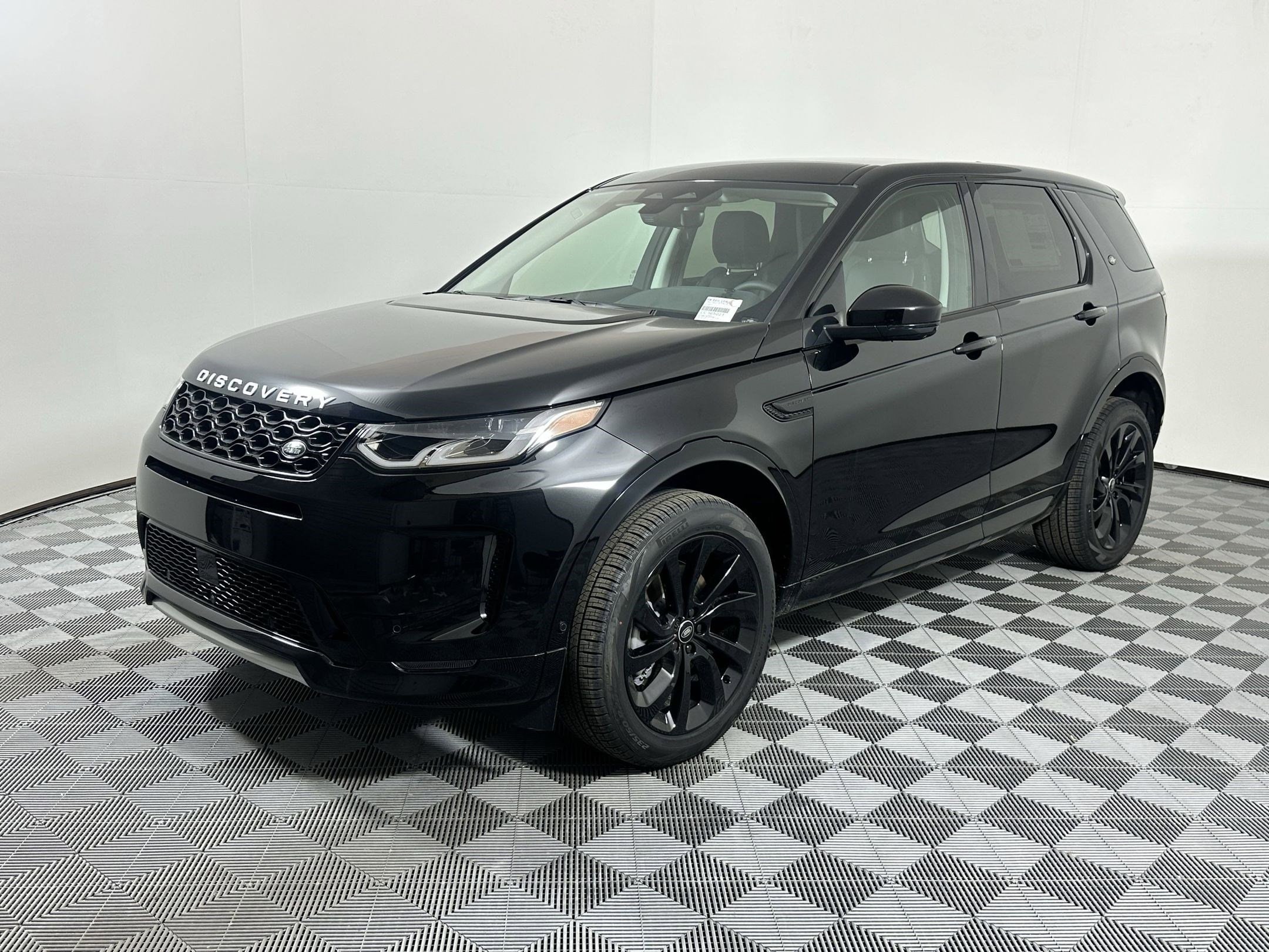 2025 Land Rover Discovery Sport S