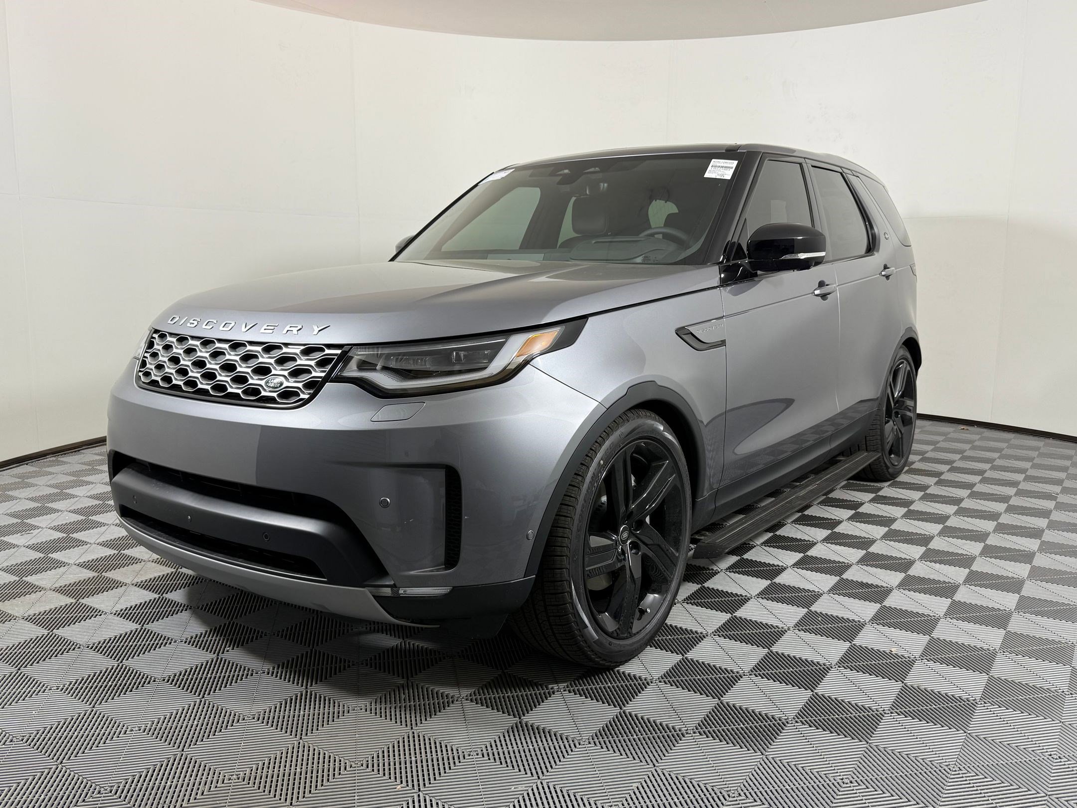 2026 Land Rover Discovery