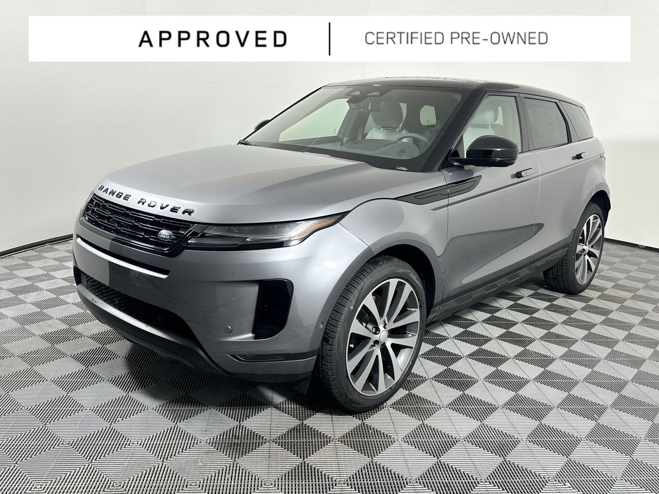 2026 Land Rover Range Rover Evoque S