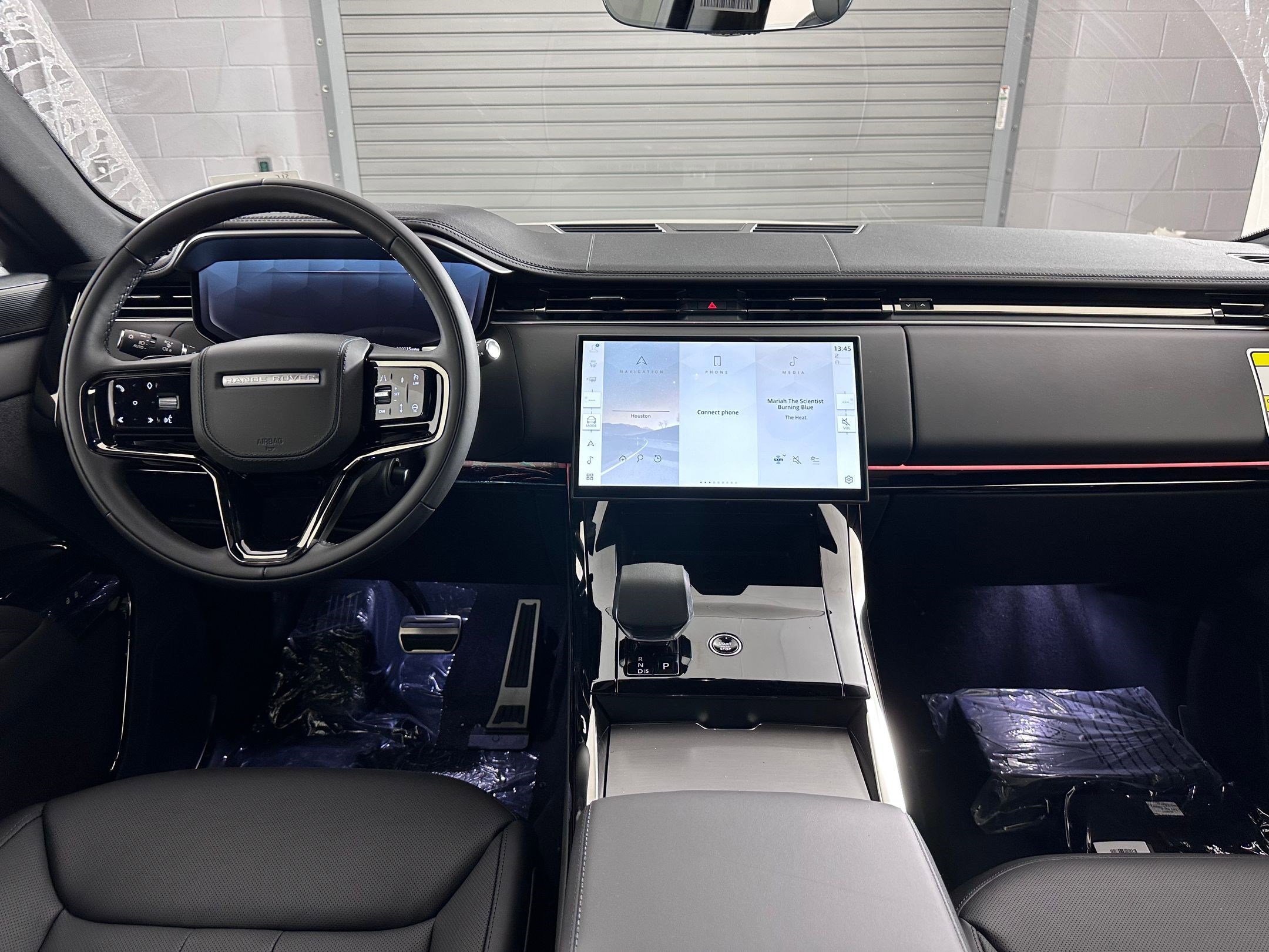 2025 Land Rover Range Rover Sport SE photo 4