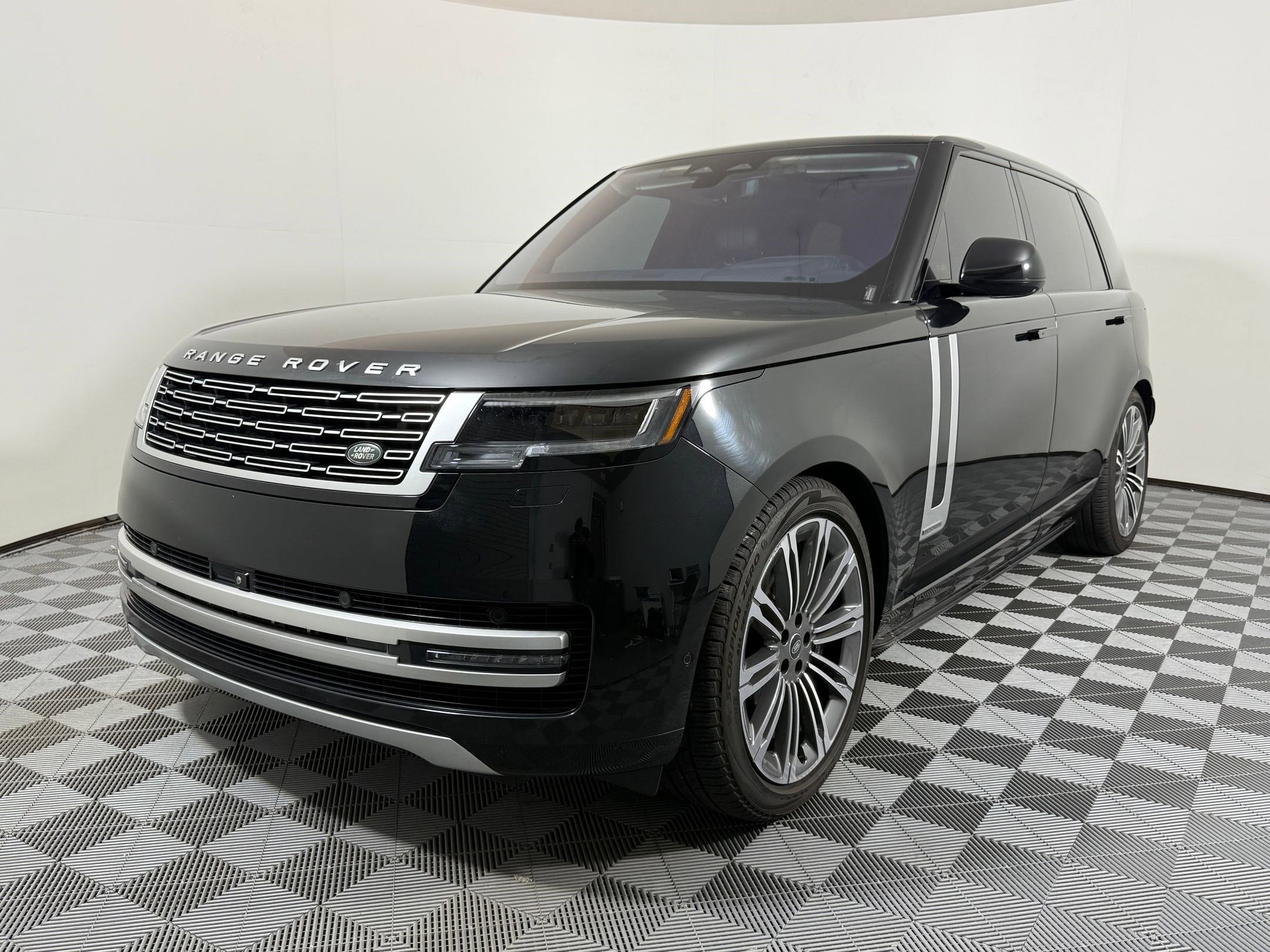 2023 Land Rover Range Rover 4.4 Autobiography LWB 5's photo